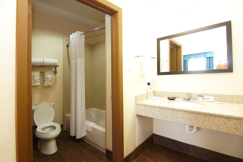 Americas Best Value Inn Cuero Exterior foto